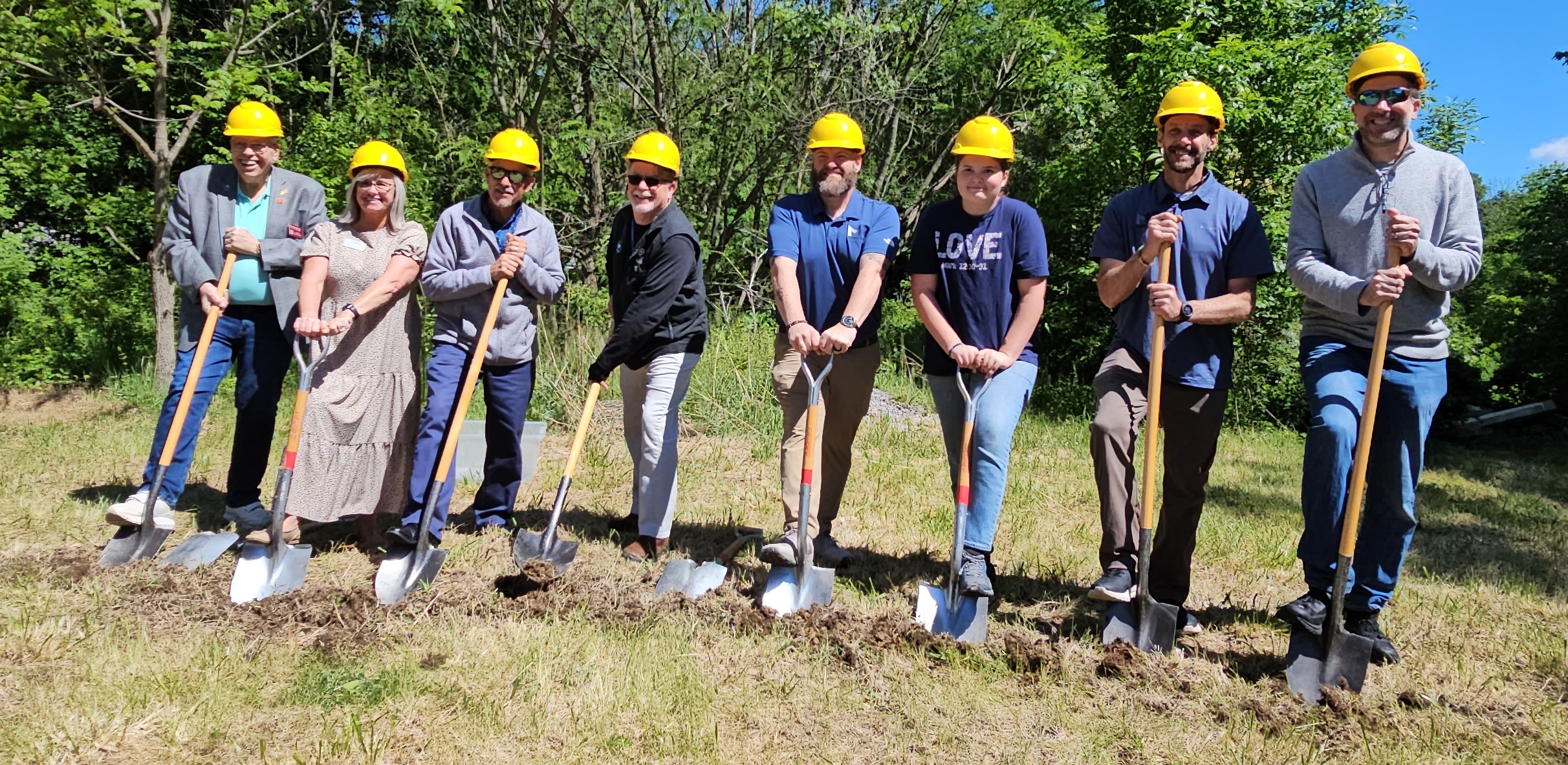 Outreach Thrift groundbreaking